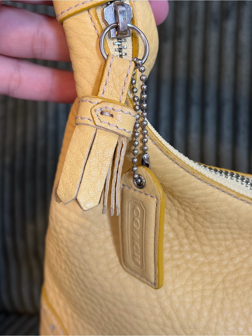Coach Vintage Y2K Pebbled Leather SoHo Shoulder Bag in Butter Yellow 5054 - Picture 4 of 11